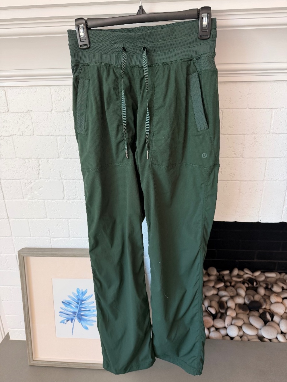 Like new Lululemon Dance Studio Mid-Rise Full-Length Pants, Size 4
